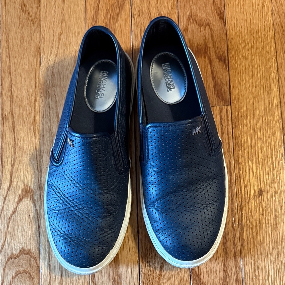 Michael Kors womens navy Slip-On Shoes 7.5M